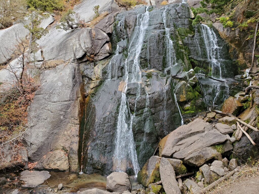 Bells Canyon Trail to Lower Falls - 4 Seasons of Winter